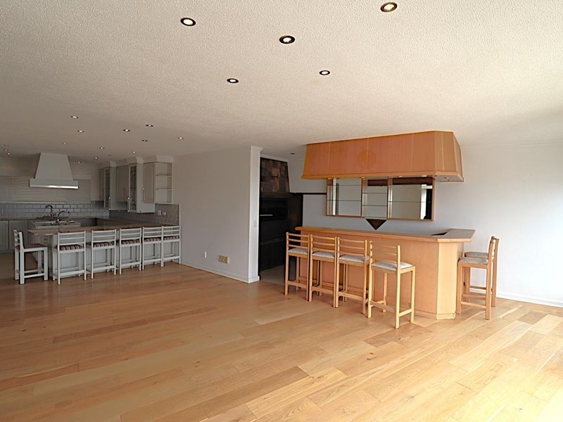 Penthouse with Exceptional Sea Views and Walking Distance to Beach and Town Centre, Swakopmund - Photo 2