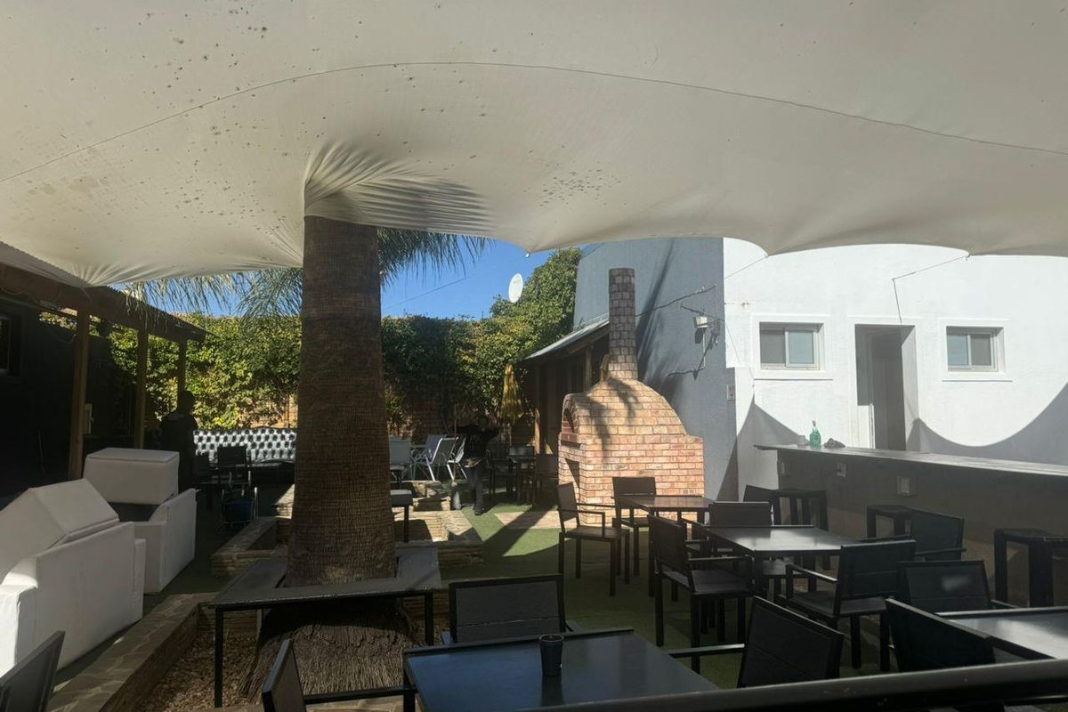 PRIME PROPERTY FOR SALE - LAFRENZ - Photo 2