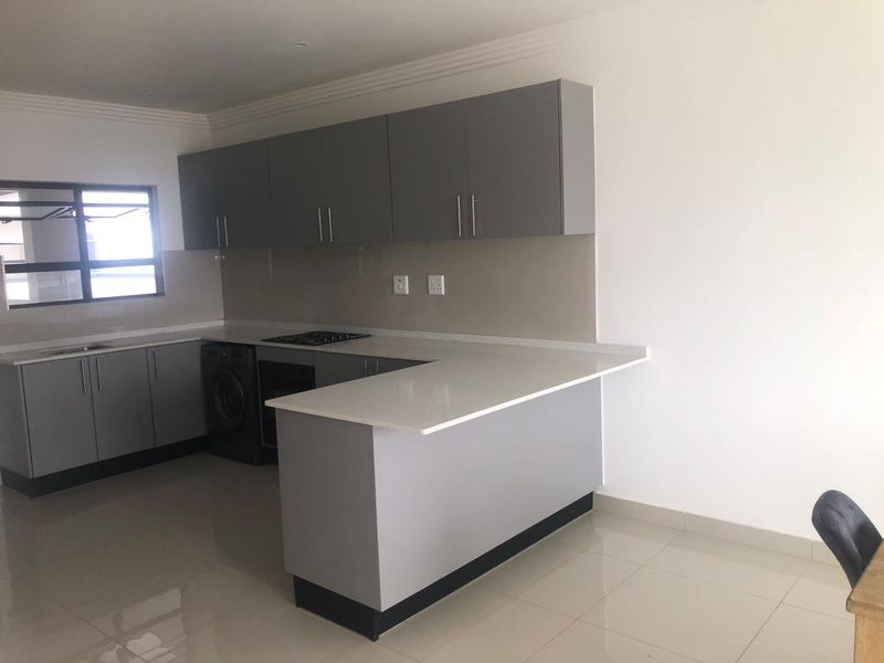 2 Bedroom Apartment to Let in Ballito Central - Photo 10