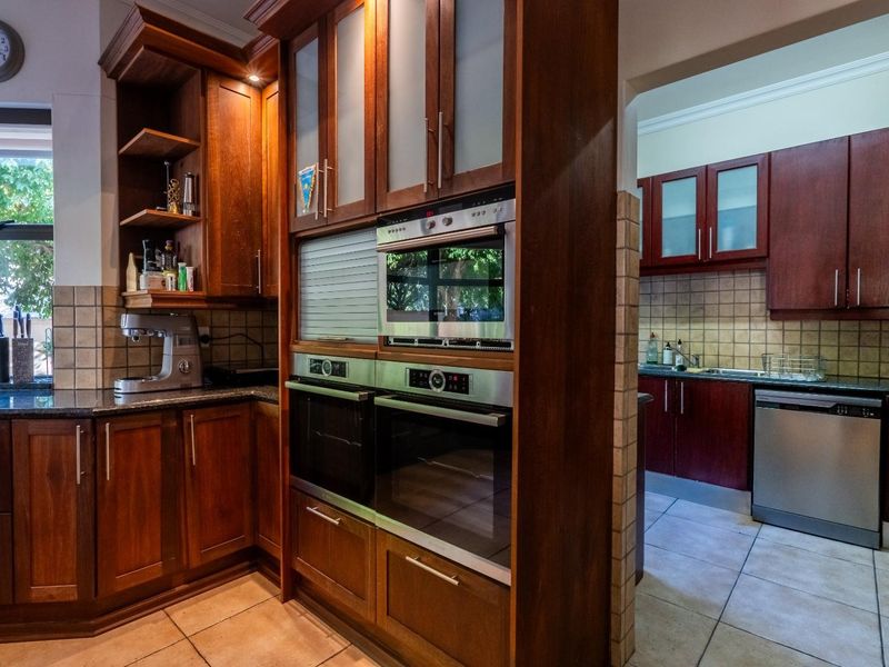 Luxury Furnished Rental in Boschenmeer Golf &amp; Country Estate, Paarl - Photo 9