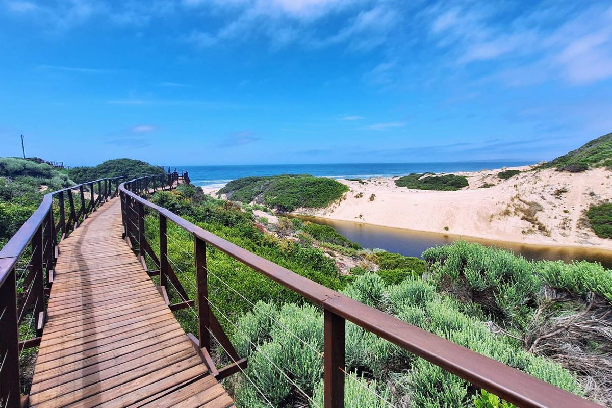 3040m2 Vacant Land With Breathtaking Views in Moquini Coastal Estate - Photo 5