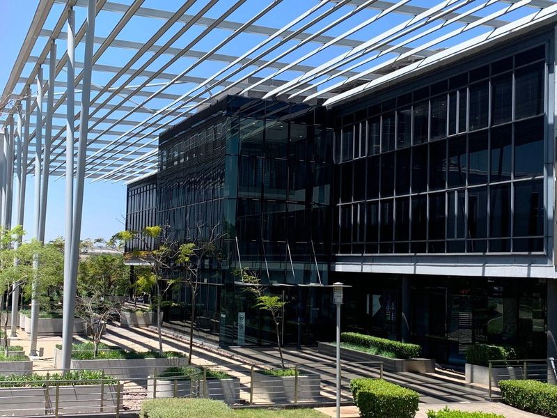 612m2 Woodmead North Offices To Let - Photo 4