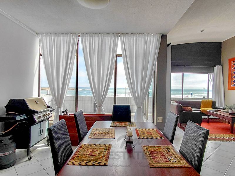 Sea Front Furnished Apartment to Rent in Swakopmund - Photo 7