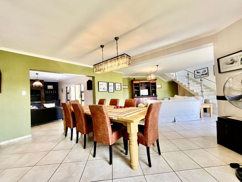 House with Duplex Flat for Sale, Vogelstrand - Photo 6