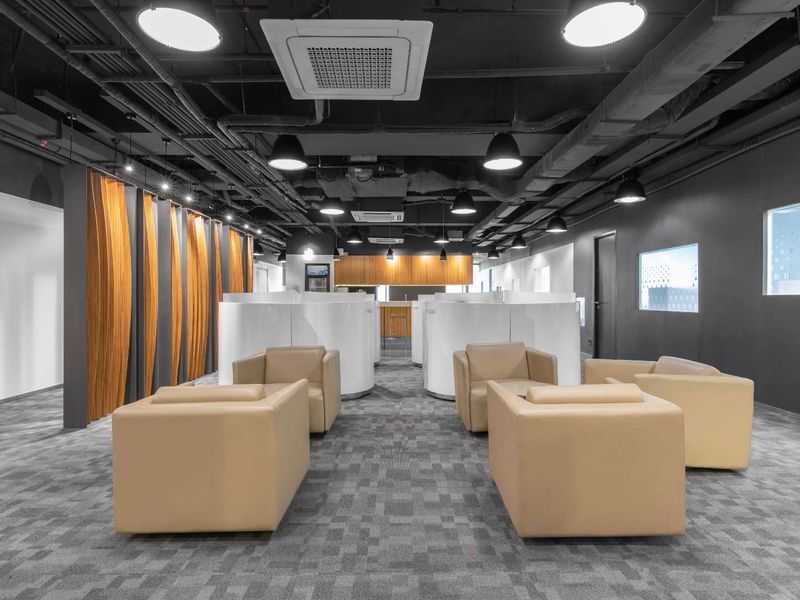 All-inclusive access to professional office space for 10 persons in HQ Milnerton Mall - Photo 4