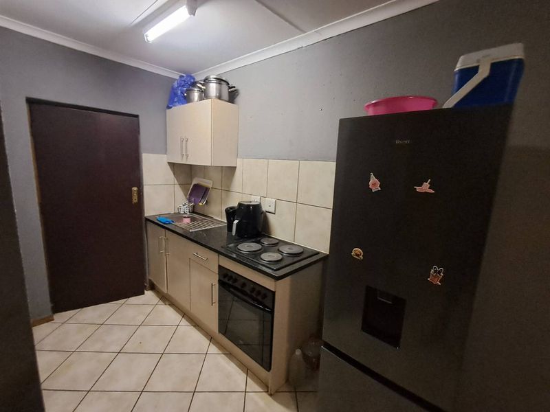 Apartment Property In Lilly Complex In Olieven - Photo 3