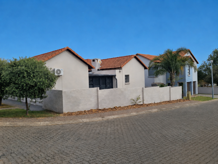 Property #2504828, House For Sale in Olympus AH