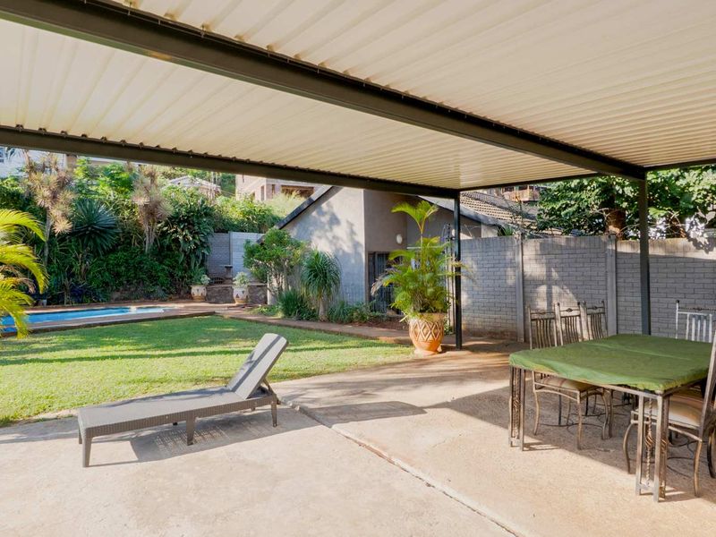 Spacious family home - Photo 2