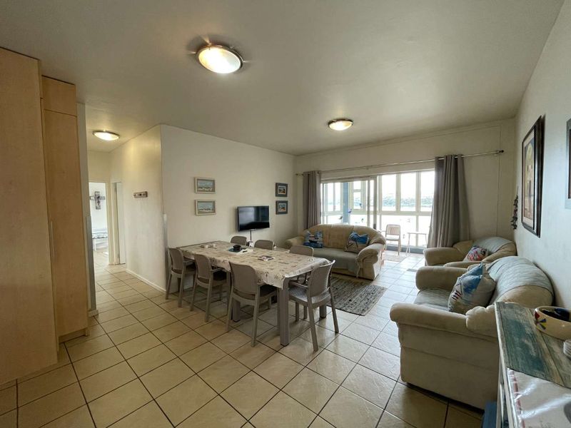 Smart Investment at La Palma Villas - 3 Bedroom Apartment with Breaker Views - Photo 4