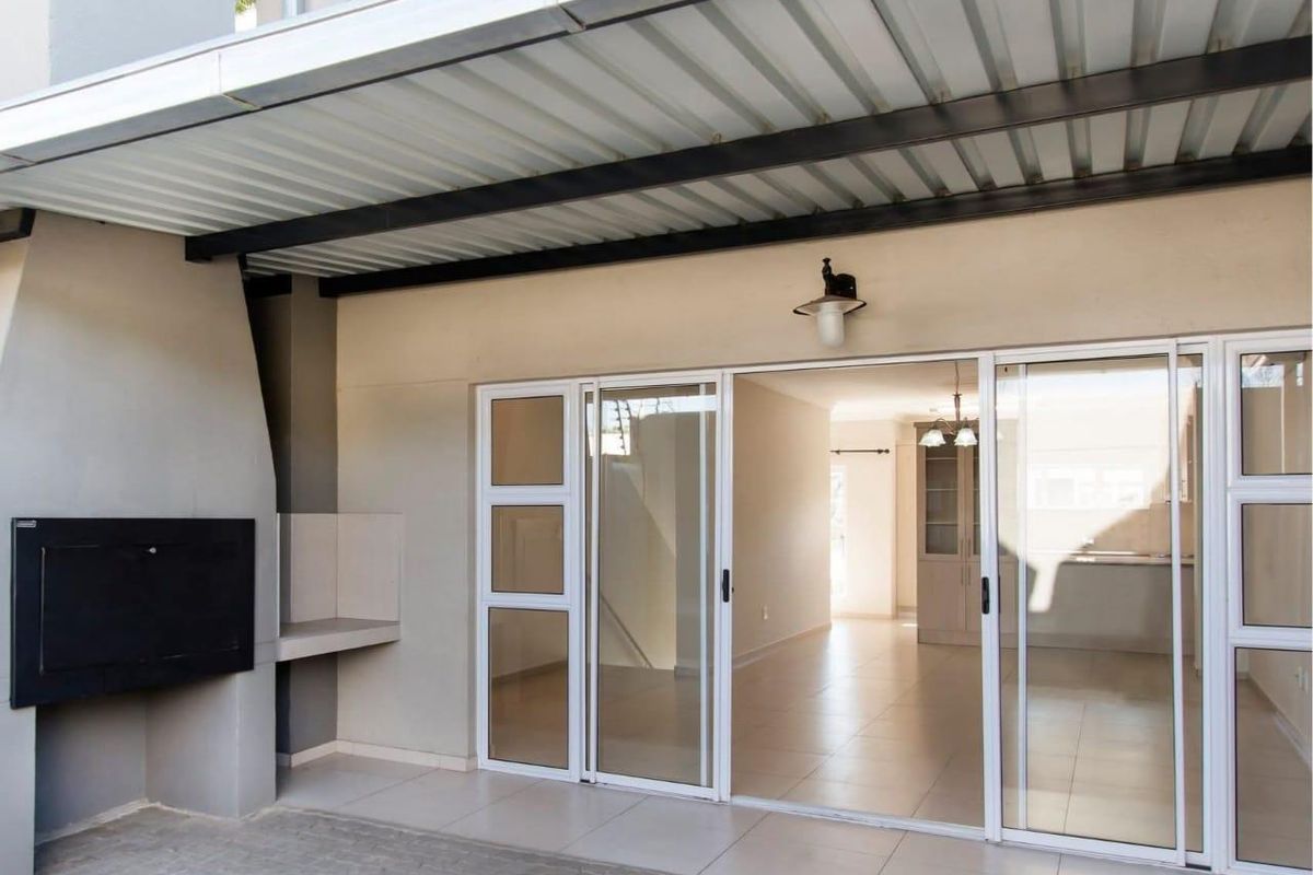 Le Mont on Avis Townhouse For Sale - Photo 4