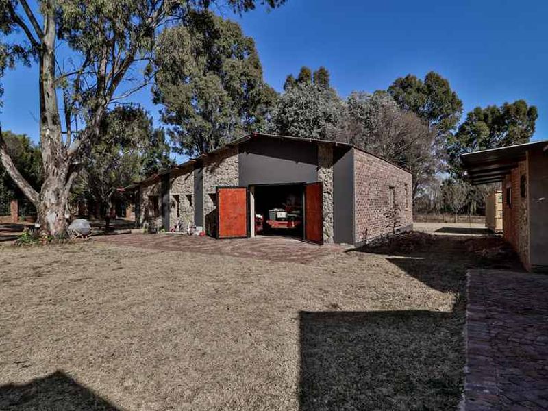 EXCEPTIONAL LIFESTYLE PROPERTY/BUSINESS IN LARGO, SPRINGS! - Photo 4