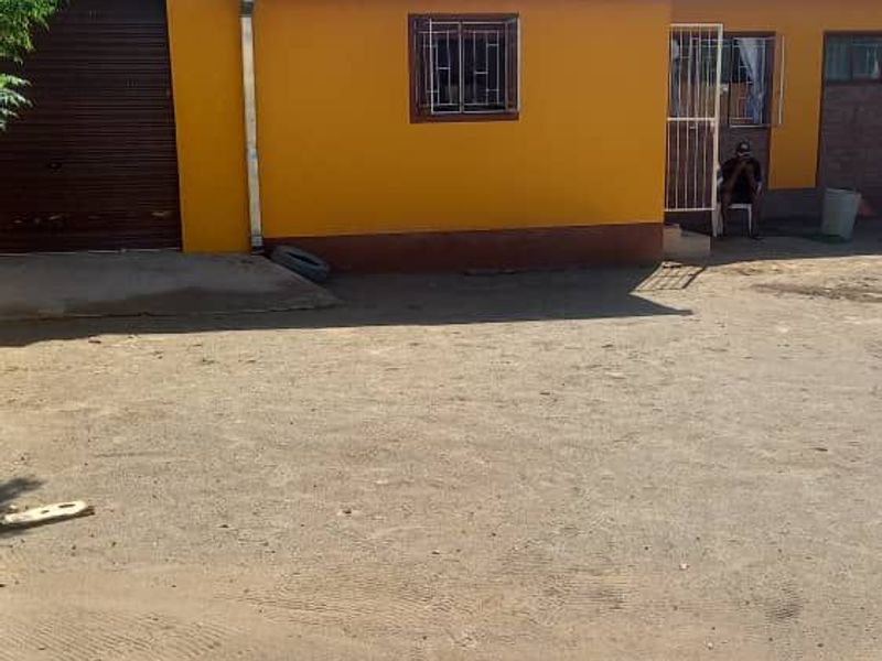 WELL-LOCATED PERFECT STARTER HOME FOR SALE IN KEETMANSHOOP - NAMIBIA - Photo 6