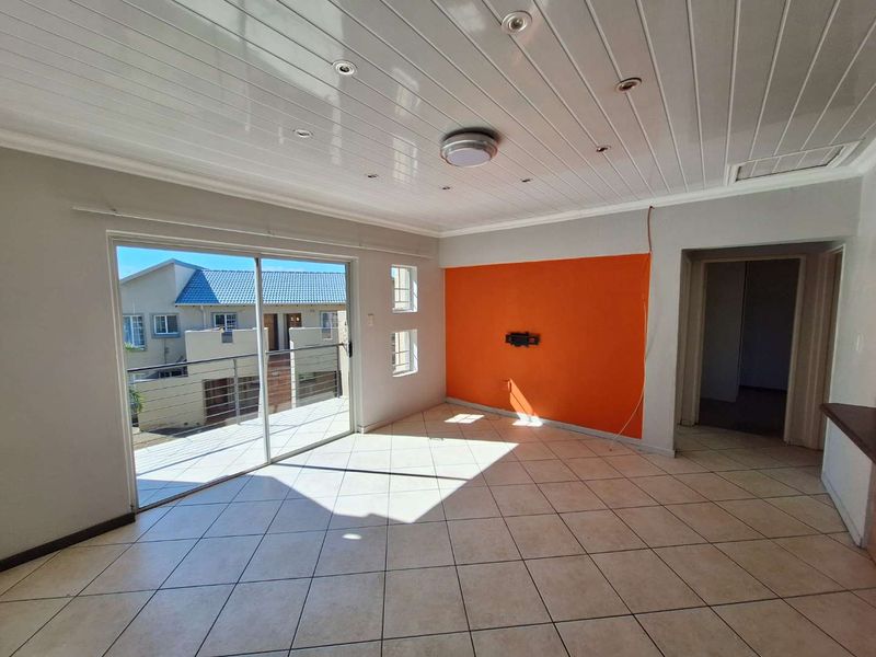 2 Bedroom 2 Bathroom - Photo 5