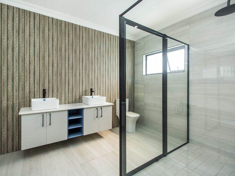 Luxury, space & the beauty of nature - Photo 9