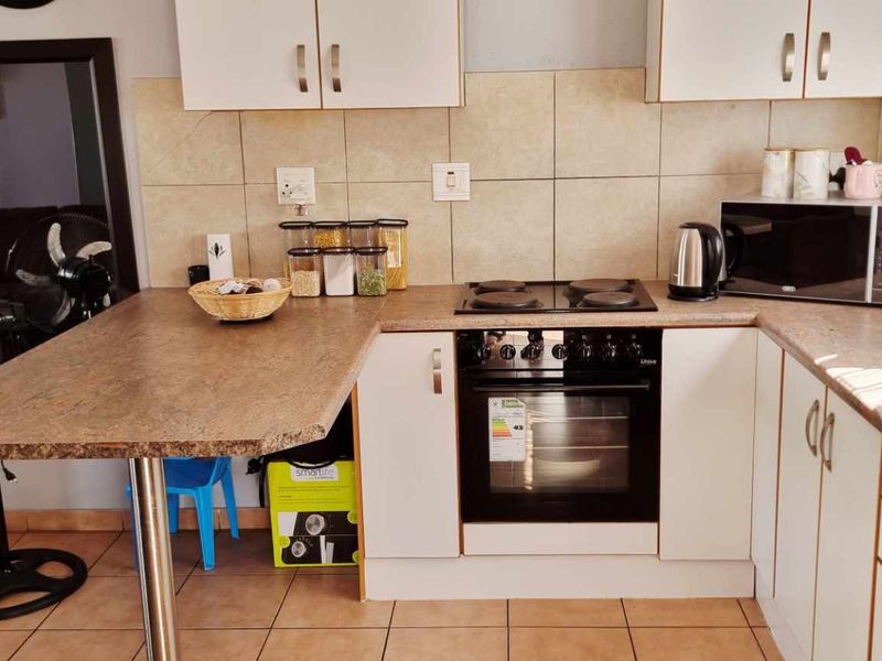 Khomasdal 2 bedroom townhouse - Photo 3