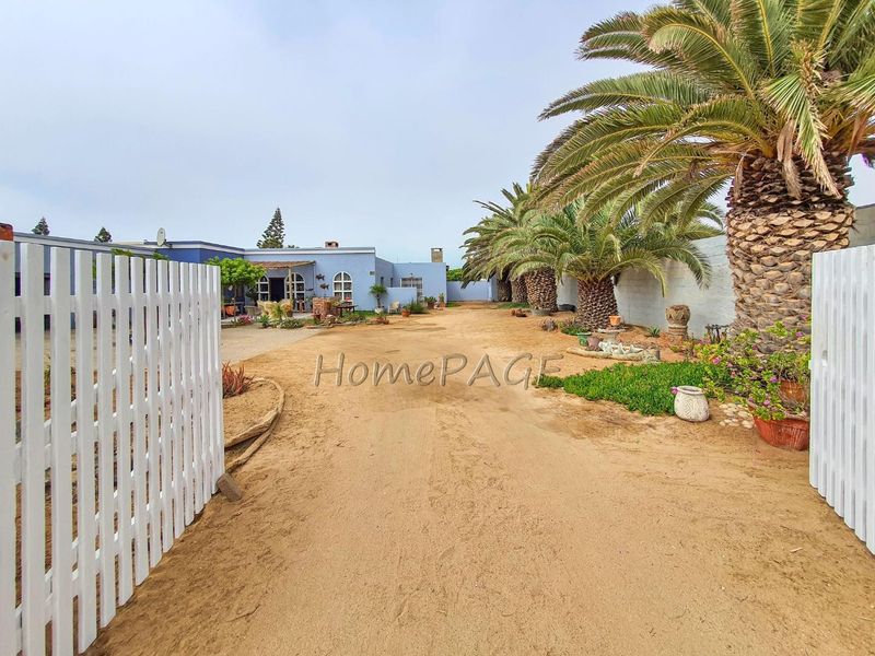 Henties Bay Proper:  5 Bedroom FARMSTYLE HOME is for Sale - Photo 4