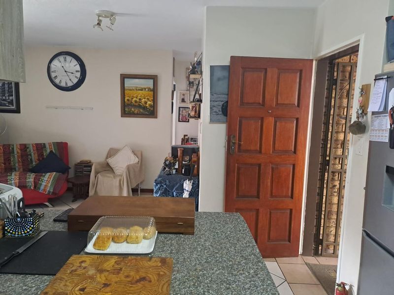 Investment  Property in a modern Secure Estate in Centurion - Photo 4