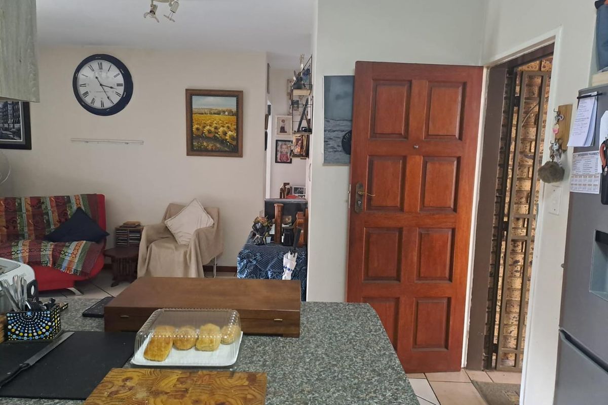 Investment  Property in a modern Secure Estate in Centurion - Photo 4