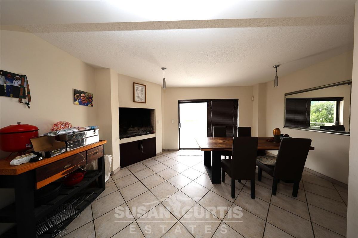 3-Level Duplex Townhouse with Sea & Dune Views - Photo 3