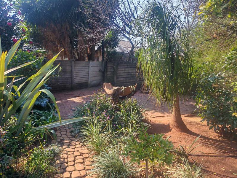 EXCLUSIVE MANDATE - LOVELY FAMILY HOME - CLOSE TO SCHOOLS - Photo 7