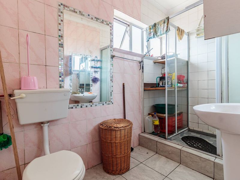 Family Home For Sale - R650 000 Neg - Photo 10