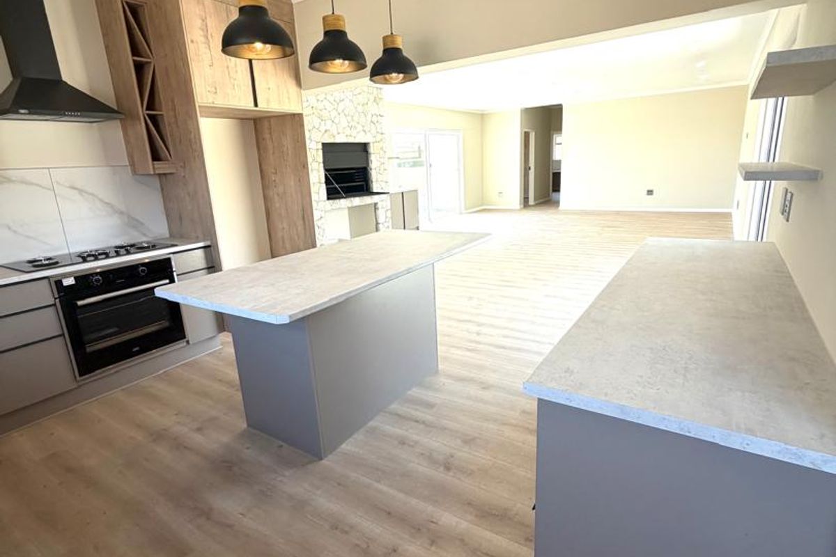 Perfect Place to call Home- Rossmund Golf Estate - Photo 2