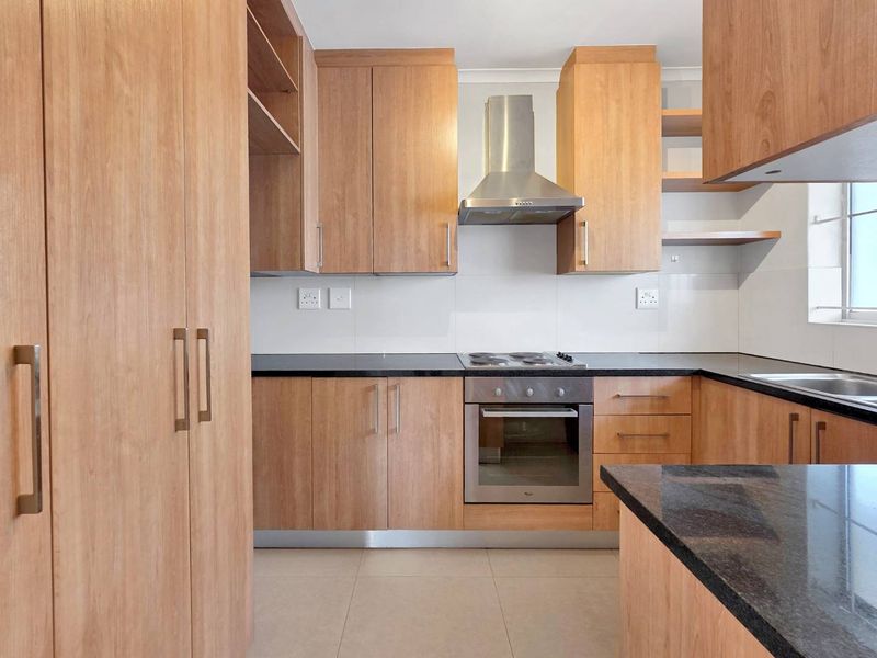 SCPACIOUS APARTMENT - Photo 9