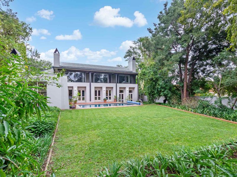 BEAUTIFUL 4 BED 4 BATH HOME FOR SALE IN FOURWAYS GARDENS - Photo 2