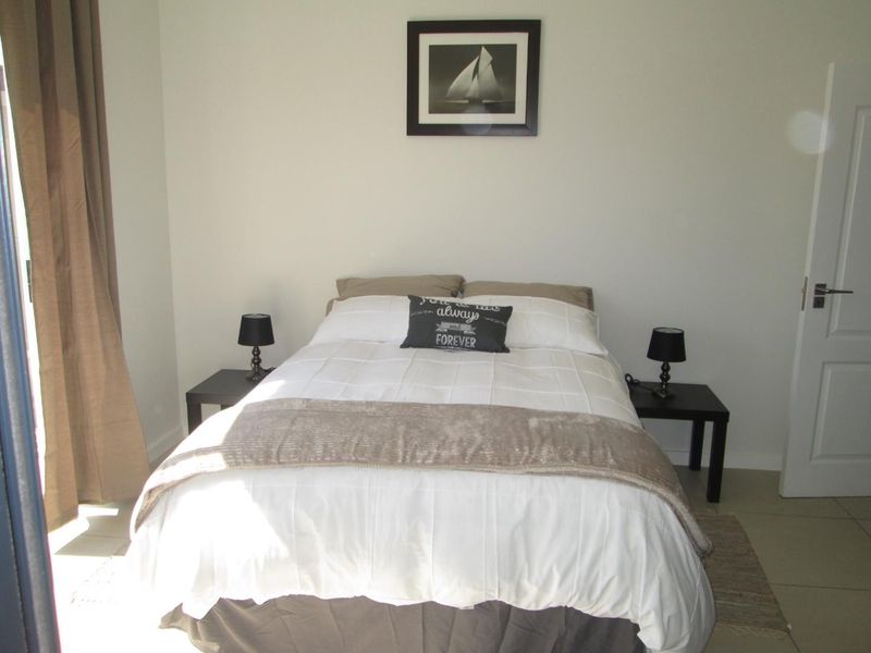Furnished Apartment Conveniently Located! - Photo 8