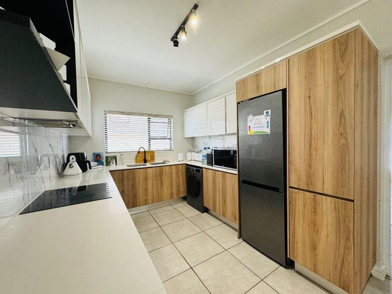 Modern Three Bedroom Ground Floor Apartment For Sale In Munyaka - Photo 5