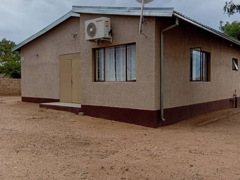 Free Standing House for Sale in Okahandja - Photo 10