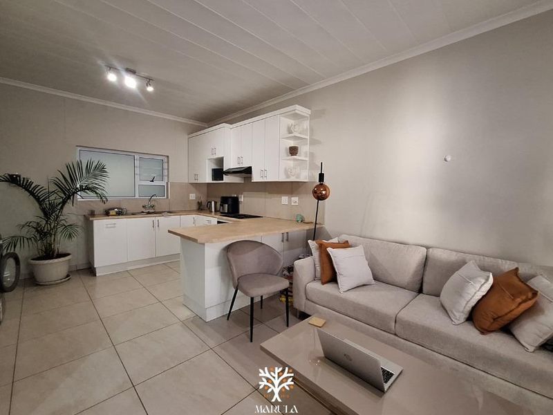 UNDER CONTRACT | N$1 000 000.00 | JOINT - EXCLUSIVE SOLE MANDATE 📍PIONIERSPARK - Photo 5