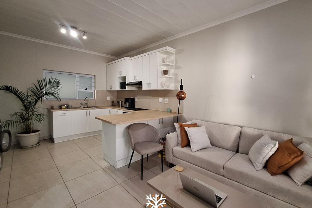 UNDER CONTRACT | N$1 000 000.00 | JOINT - EXCLUSIVE SOLE MANDATE 📍PIONIERSPARK - Photo 5