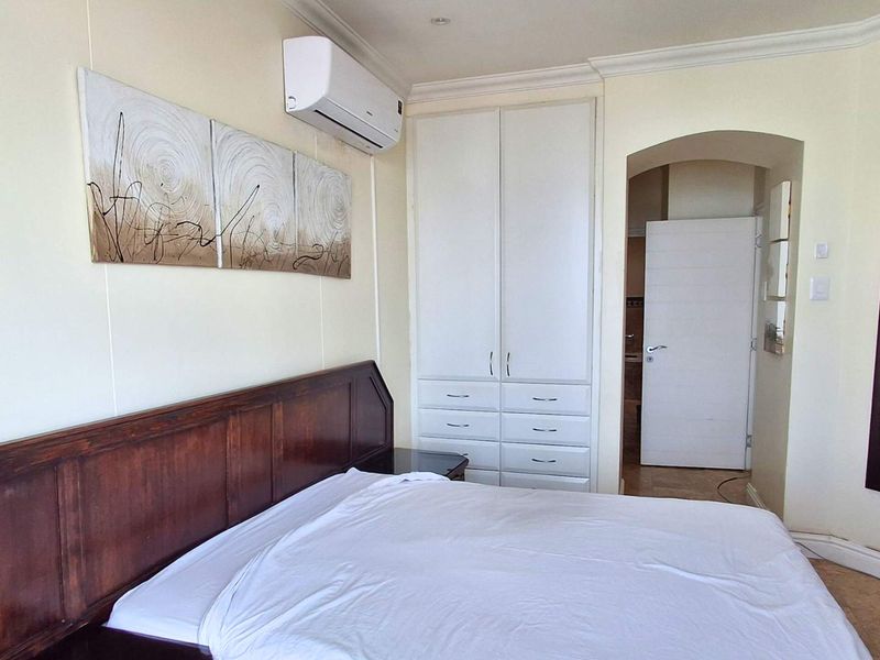 Furnished 2 Bedroom Sea-View Apartment to Rent in Umhlanga Rocks - Photo 10