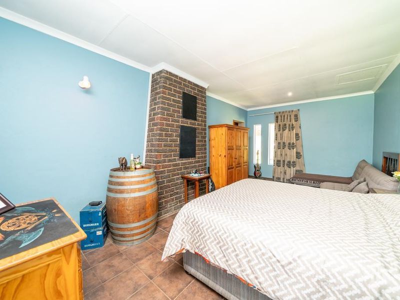 4 Bedroom house for sale in Parkrand - Photo 9