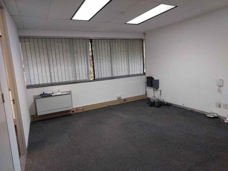 OFFICE SPACE TO RENT IN PARKTOWN - Photo 5