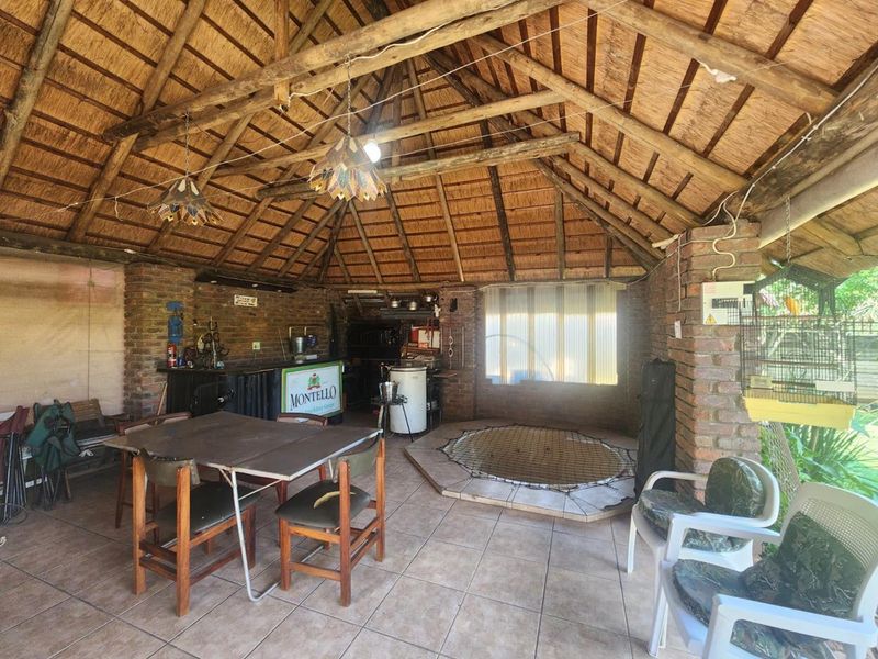 Large Family house in West Acres - Photo 9