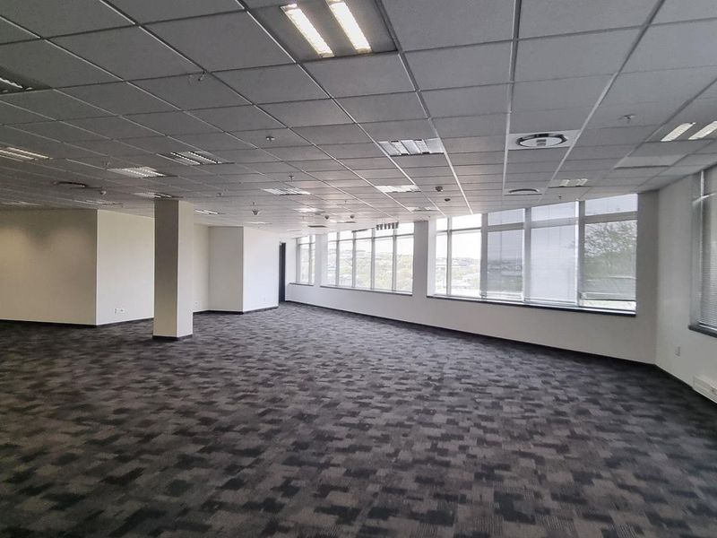 2 700m2 Waterfall City Midrand Office Block For Sale - Photo 8