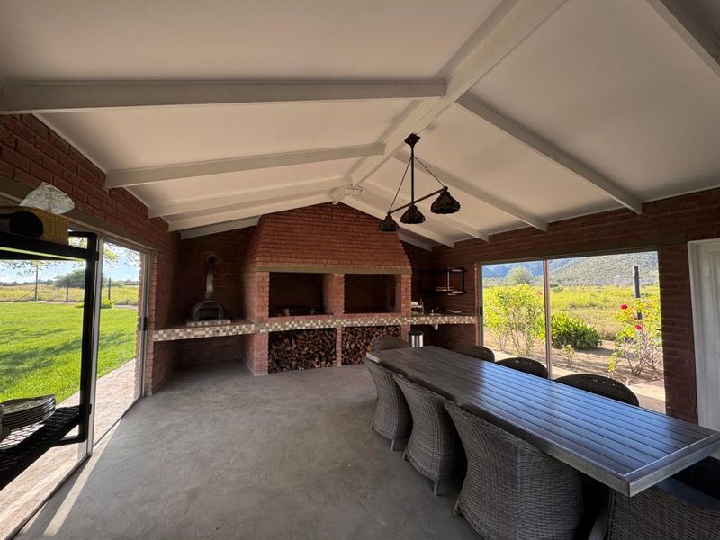 This 135 hectare agricultural plot near Otavi delivers exactly what serious buyers look for — strong water, usable land, and a comfortable, modern homestead. - Photo 6