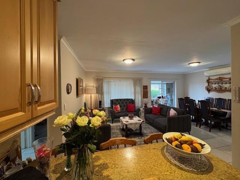 Spacious Separate title 2-bedroom home in La Vie Retirement village - Photo 7