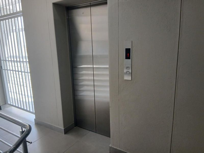 NOT TO BE MISSED – 3-bedroom apartment with sea view in secured complex - Photo 6