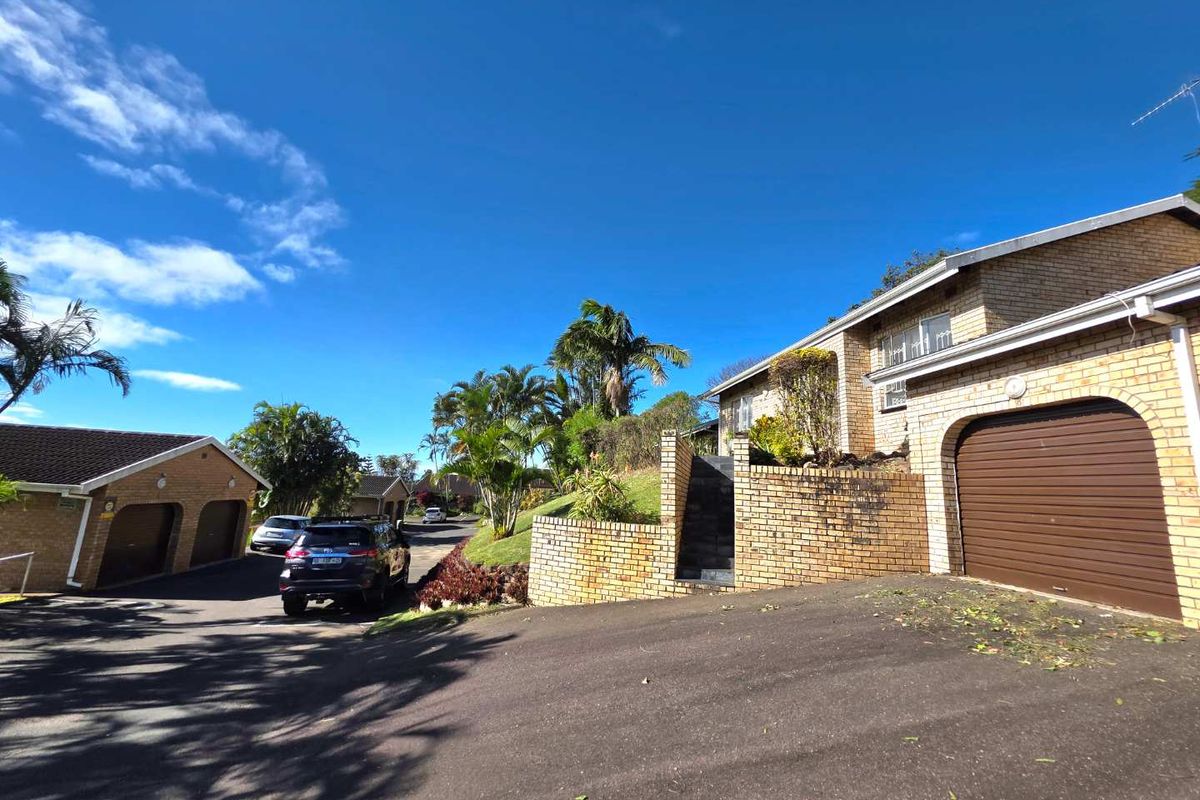 Spacious 3-Bedroom Family Home for Sale in The Wolds – Pet-Friendly & Secure Living - Photo 3