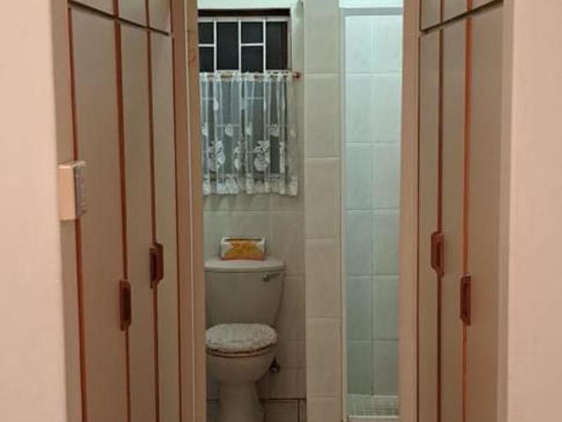 Comfortable Family Home with Pool in Veld En Vlei - Photo 6