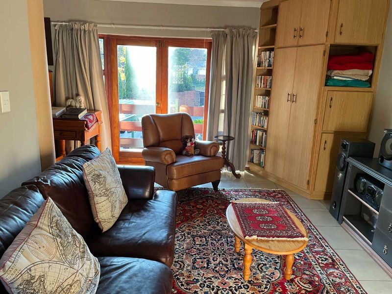 Warm, engaging family home in Northern Suburbs. - Photo 7