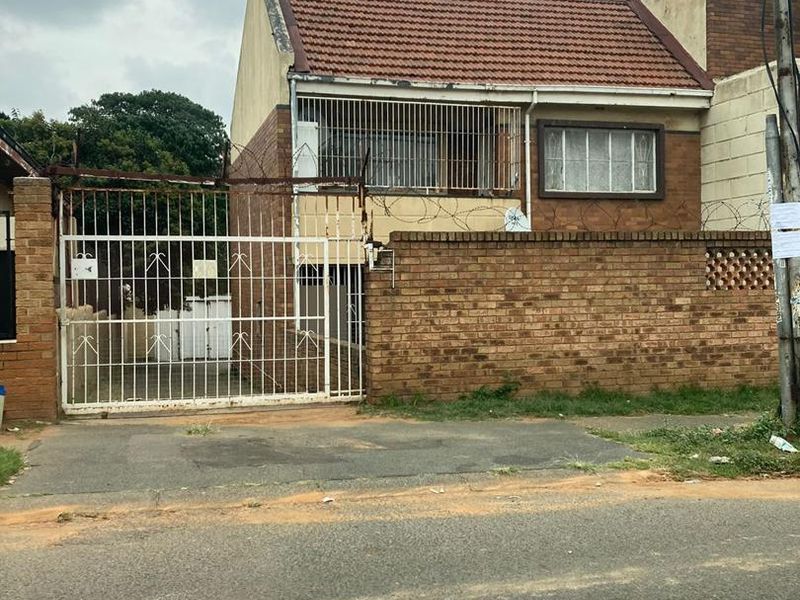 10-Unit Goldmine in Rosettenville: Seize the Opportunity! - Photo 5