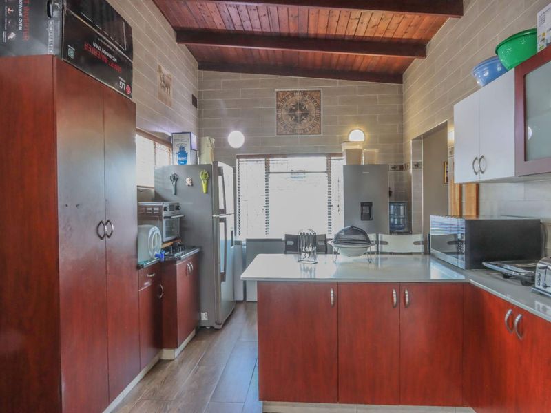 Great Value Buy - Photo 7