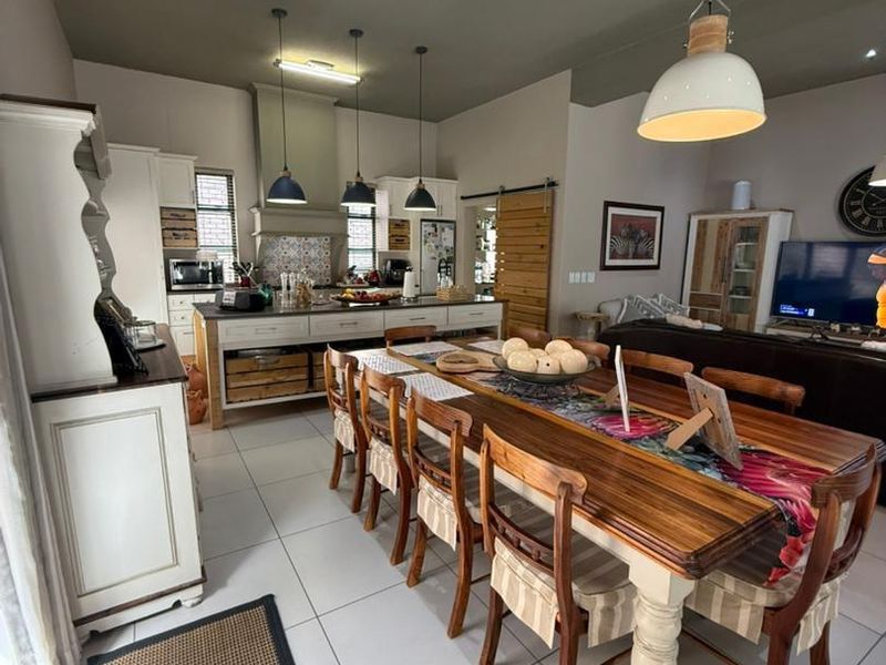 Klein Windhoek- For Sale- N$6 995 000 - Photo 4