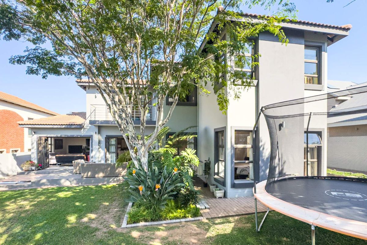 Gem of a family home in Midlands Estate - Photo 5