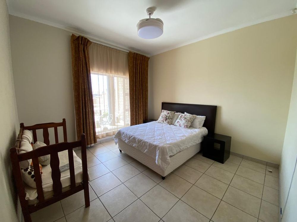 Main en-suite bedroom