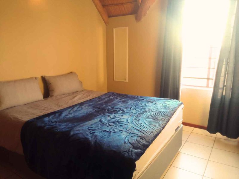 Enjoy peace of mind with 24-hour security - Photo 7